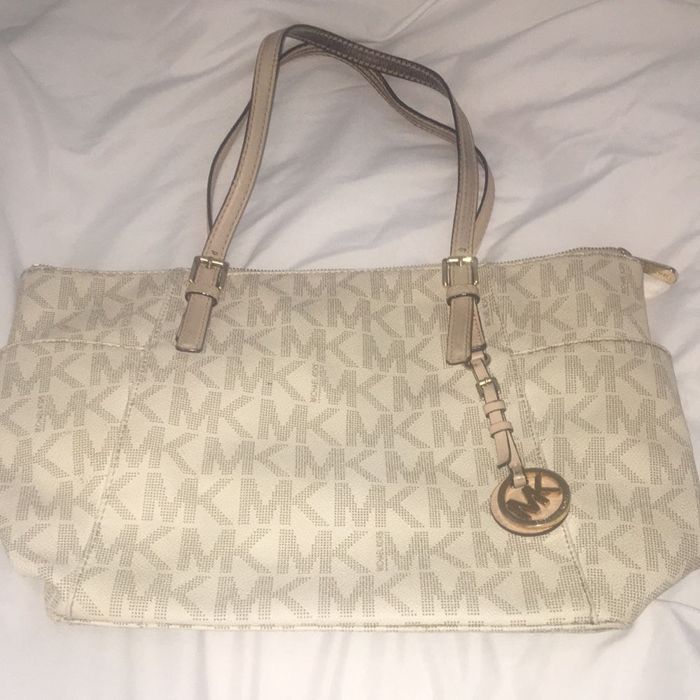 Michael Kors Vanilla Logo Medium Purse